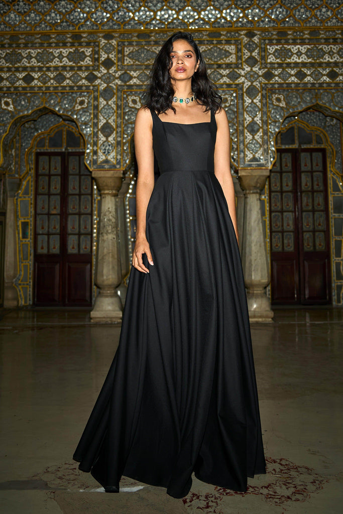 BLACK FLARE GOWN - dash and dot dash and dot