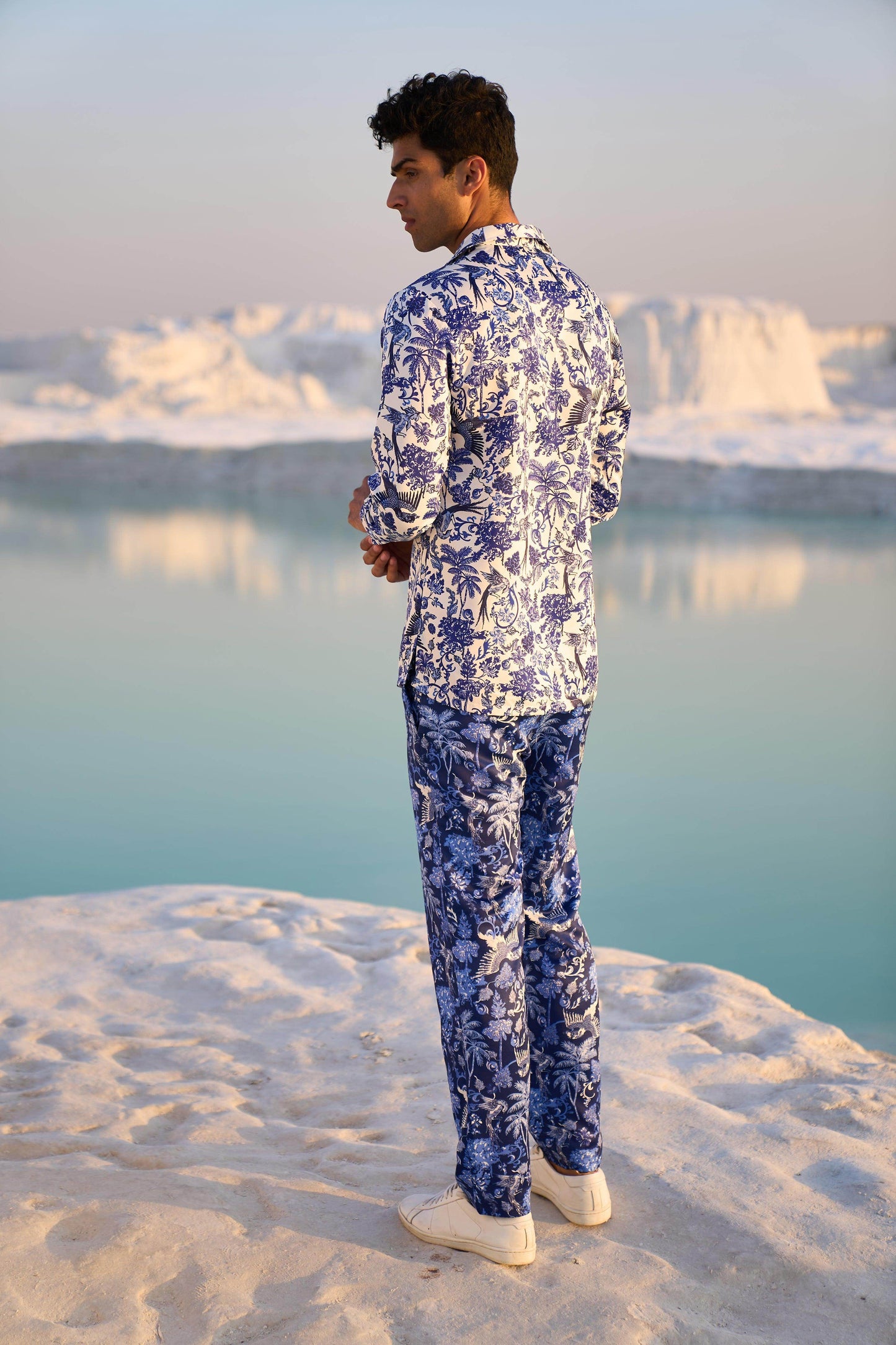 PORCELAIN PRINTED SET - dash and dot