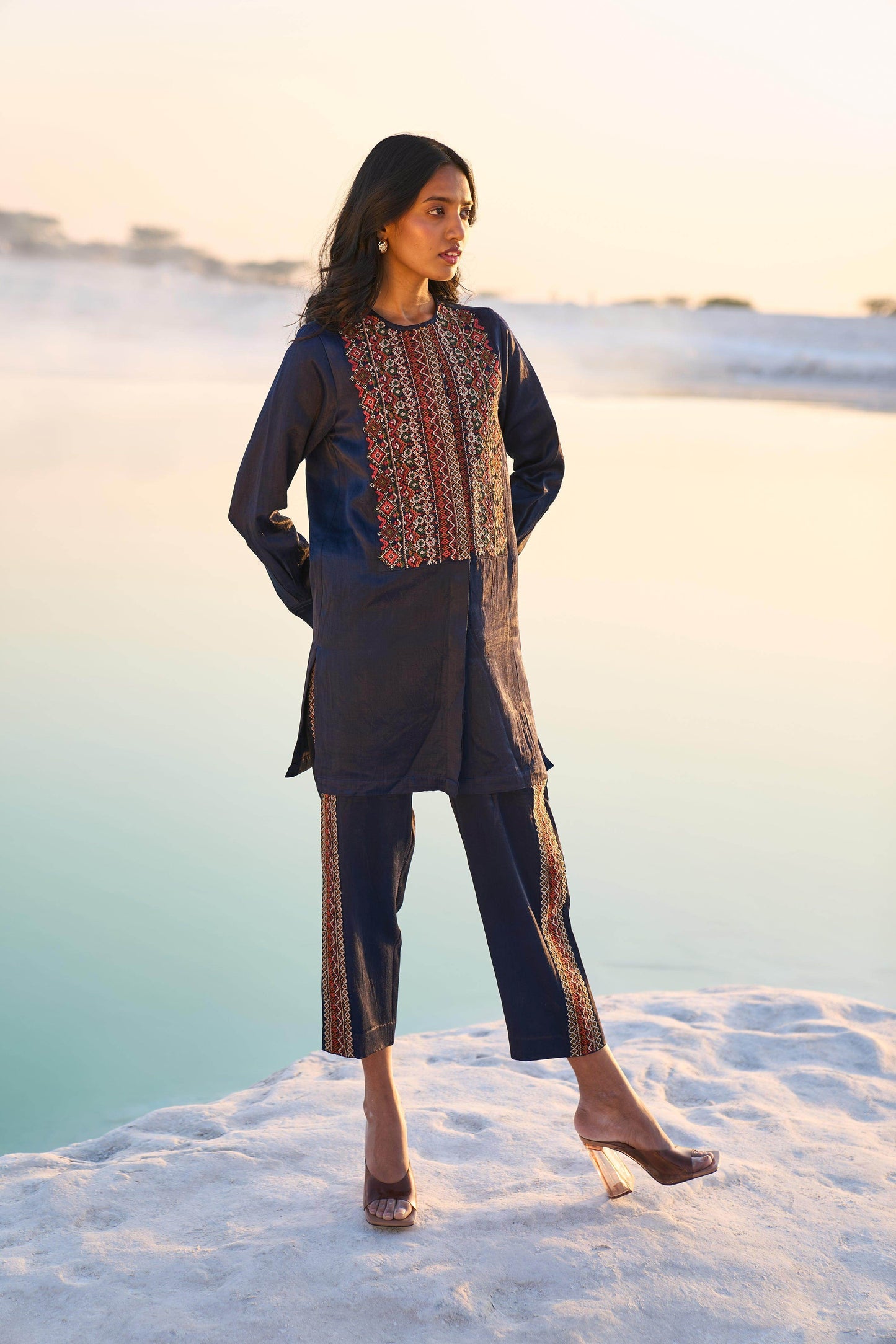 GEOMETRIC EMBROIDERED PANT SET - dash and dot