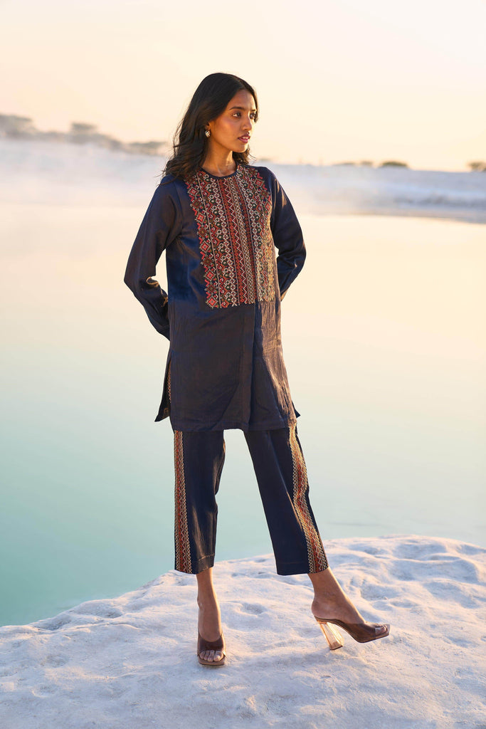 GEOMETRIC EMBROIDERED PANT SET - dash and dot dash and dot