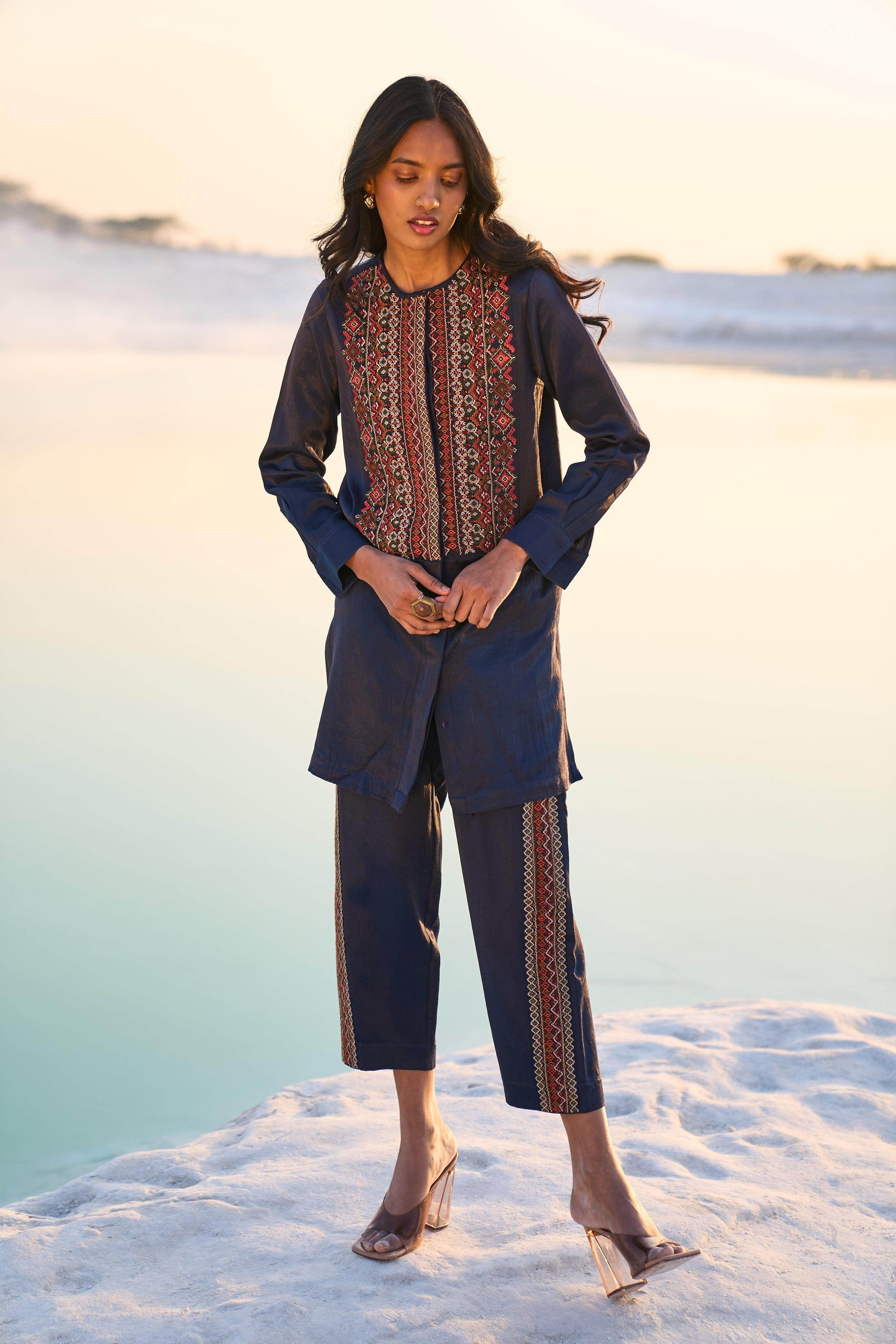 GEOMETRIC EMBROIDERED PANT SET - dash and dot