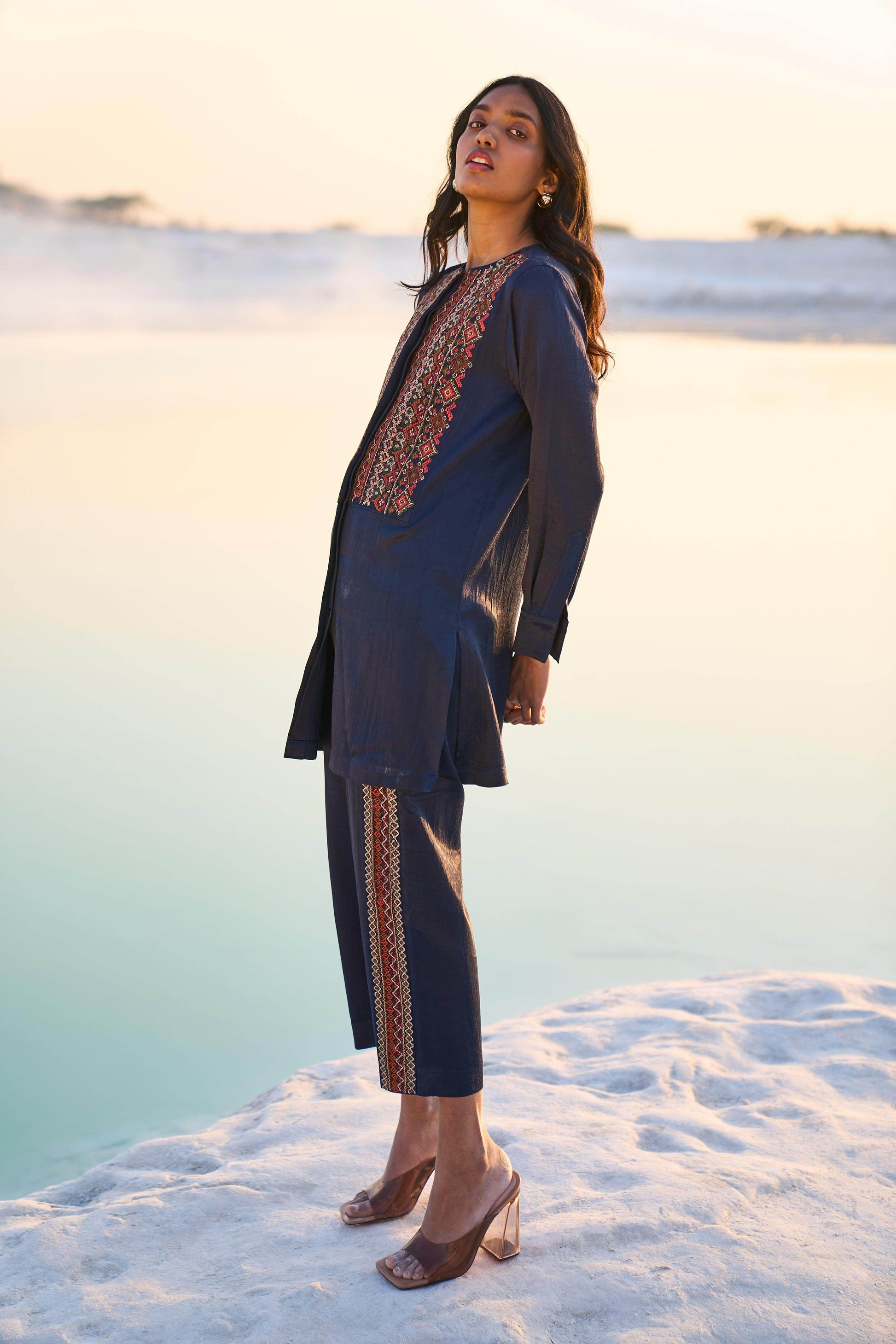 GEOMETRIC EMBROIDERED PANT SET - dash and dot