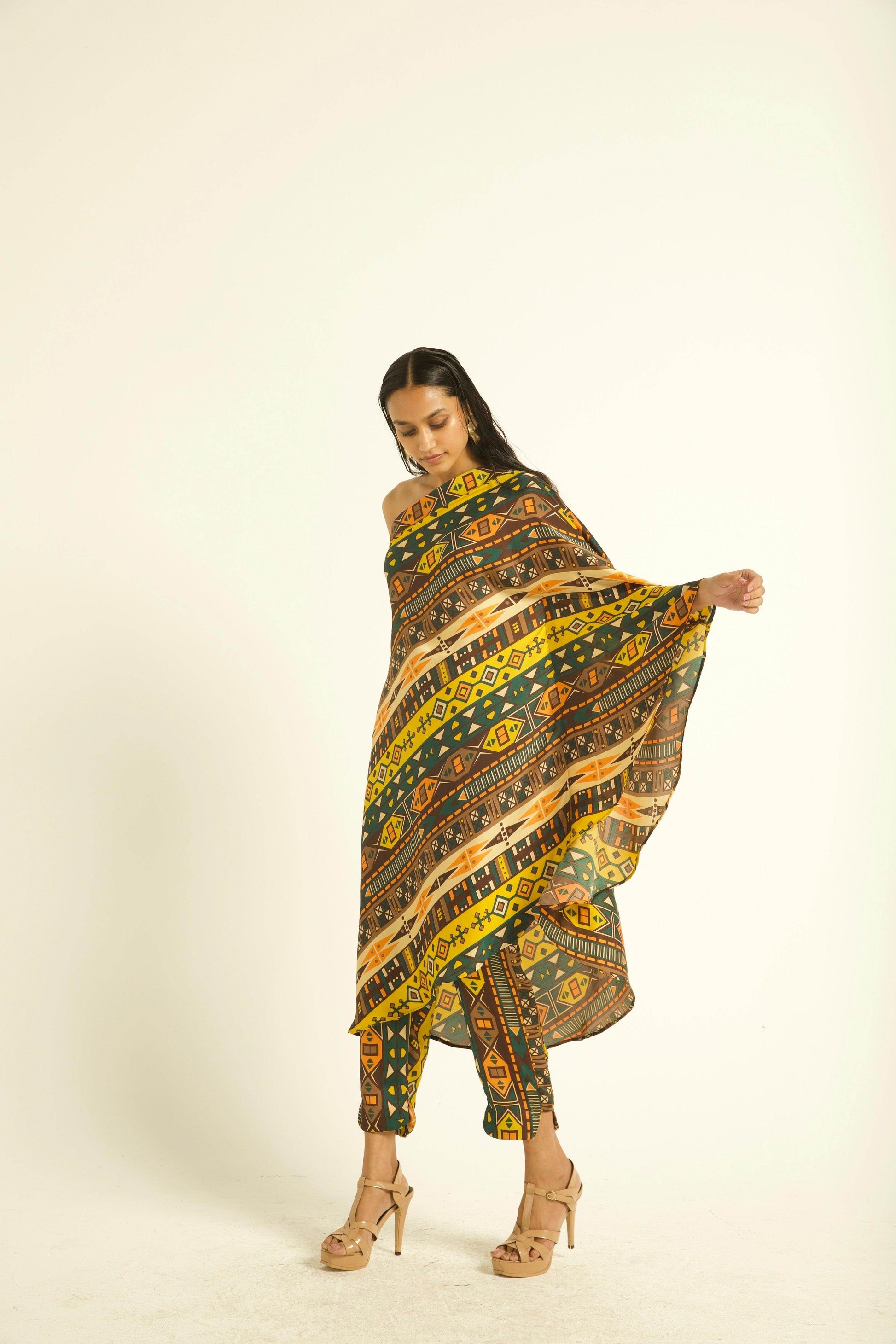 ONE SHOULDER PRINTED SET - dash and dot