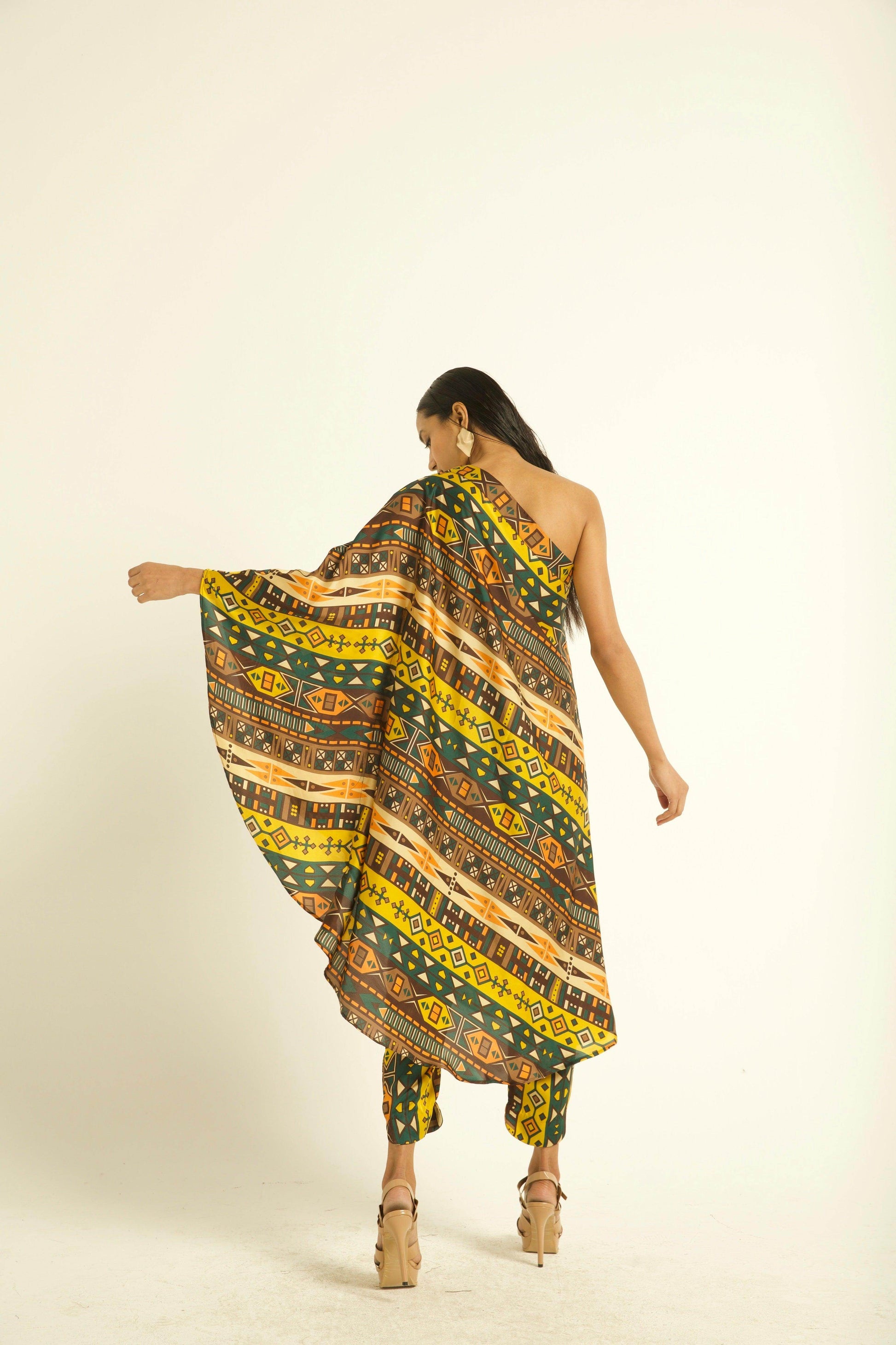 ONE SHOULDER PRINTED SET - dash and dot