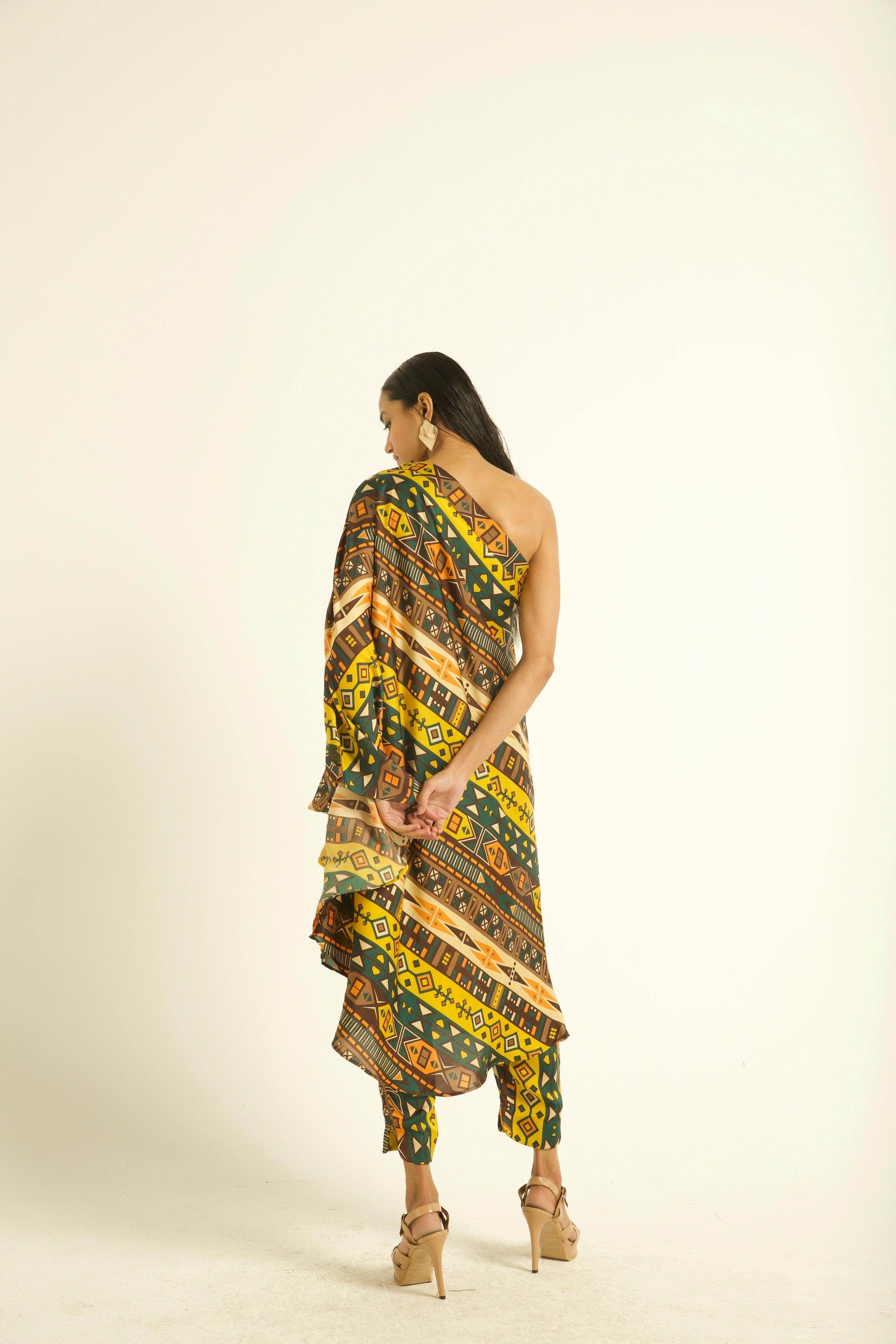 ONE SHOULDER PRINTED SET - dash and dot