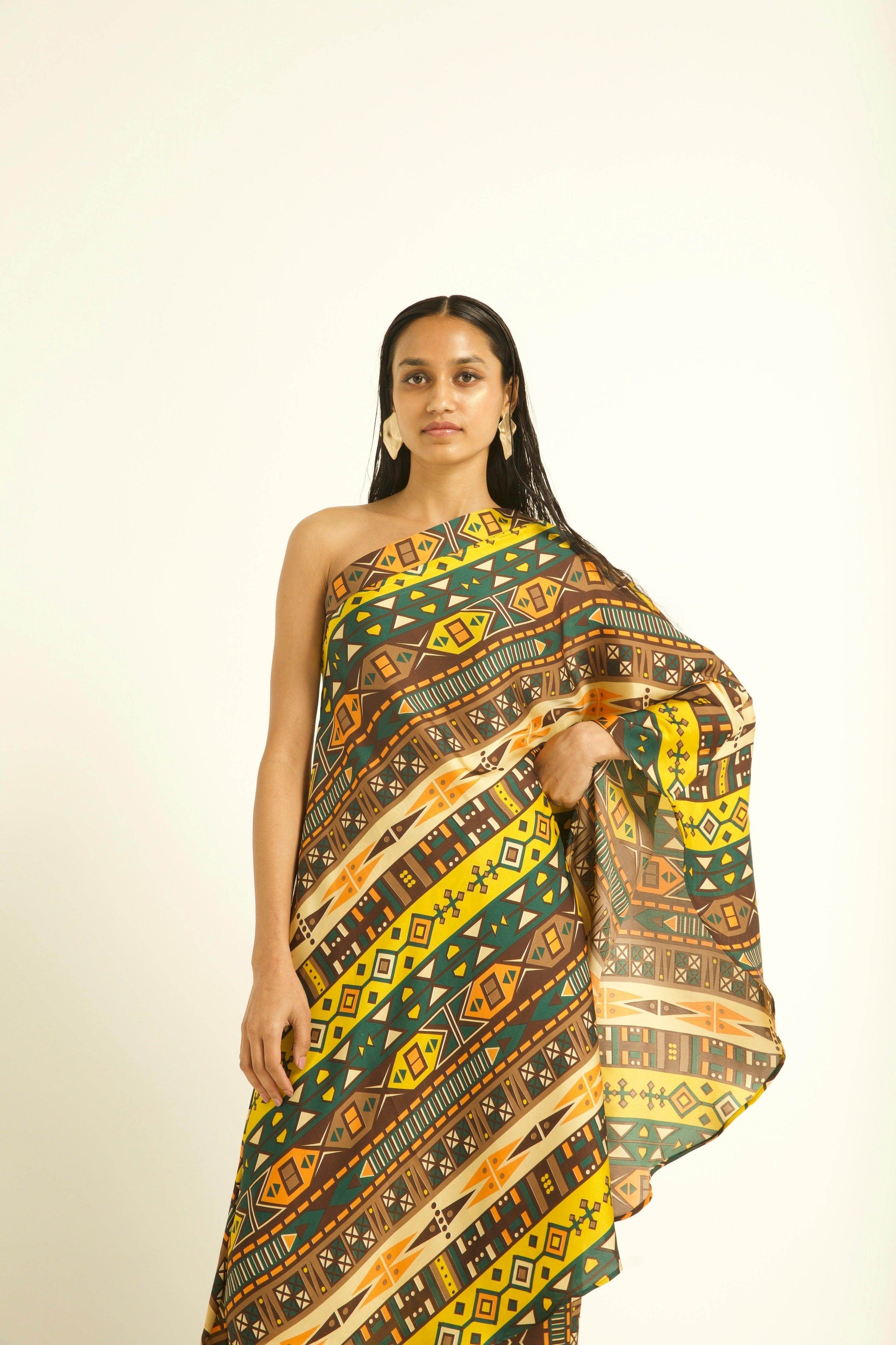 ONE SHOULDER PRINTED SET - dash and dot