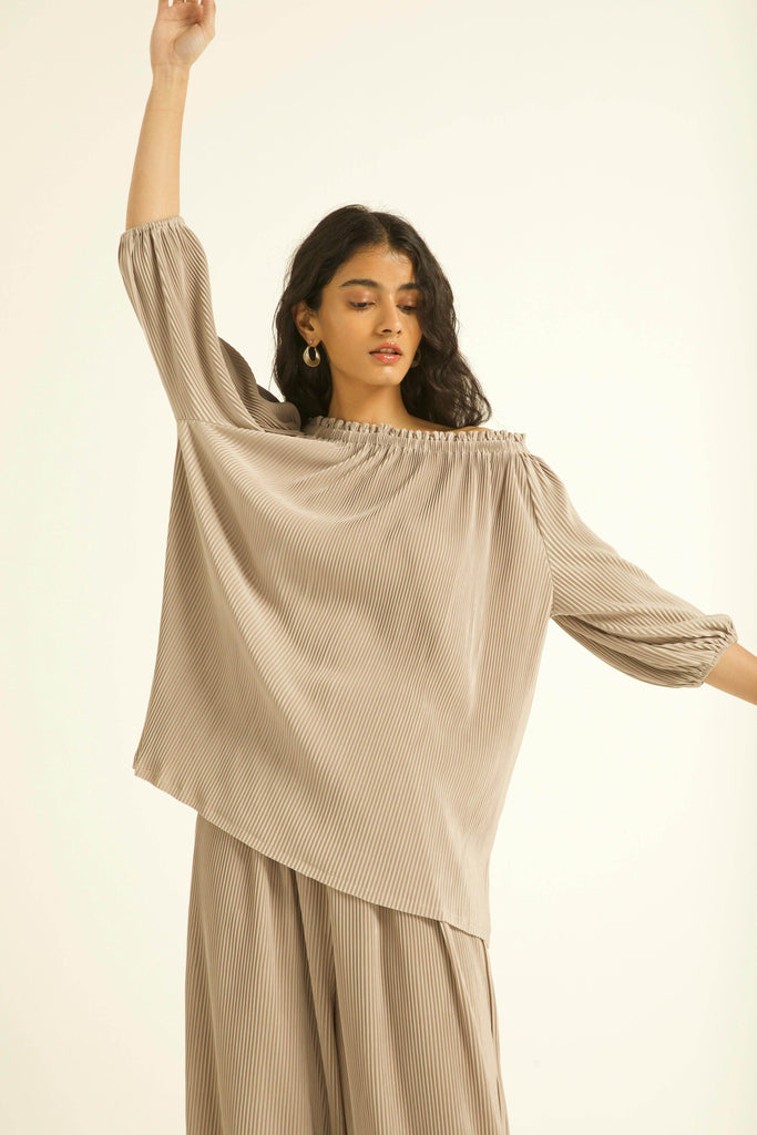 OFF-SHOULDER PLEAT SET - dash and dot dash and dot