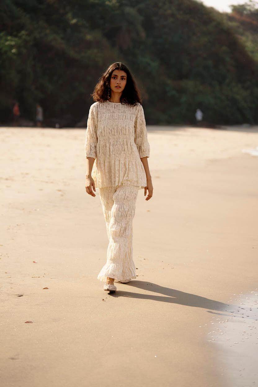 ALLOVER RUCHED LACE PANT - dash and dot