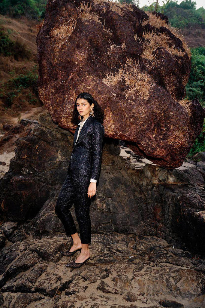 BLACK BROCADE SUIT - dash and dot dash and dot