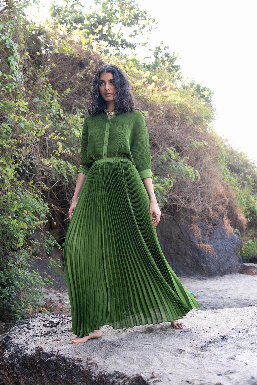 GREEN PLEATED SHIRT - dash and dot
