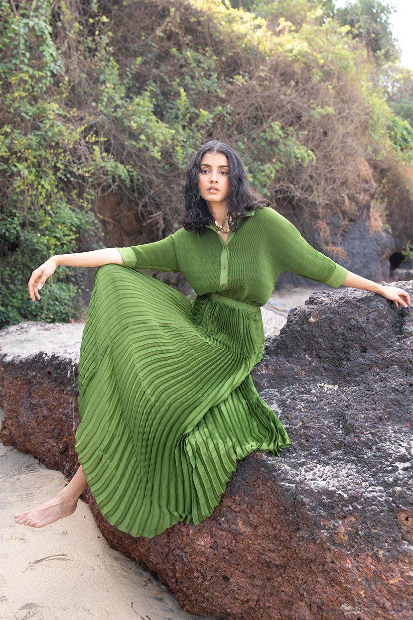 GREEN PLEATED SHIRT - dash and dot