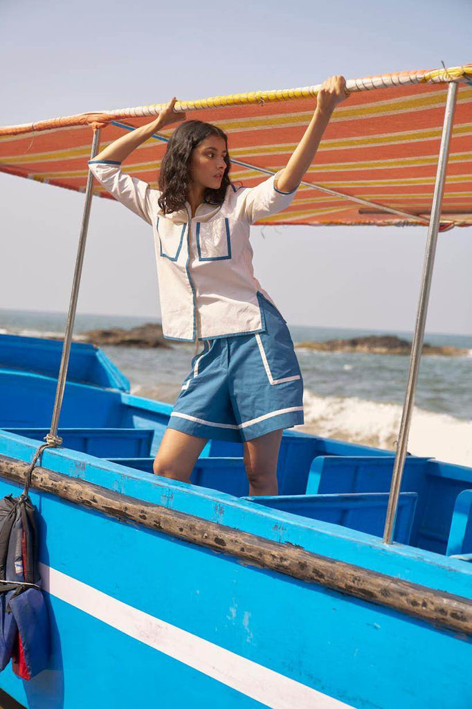 CONTRAST PIPED SET - dash and dot dash and dot