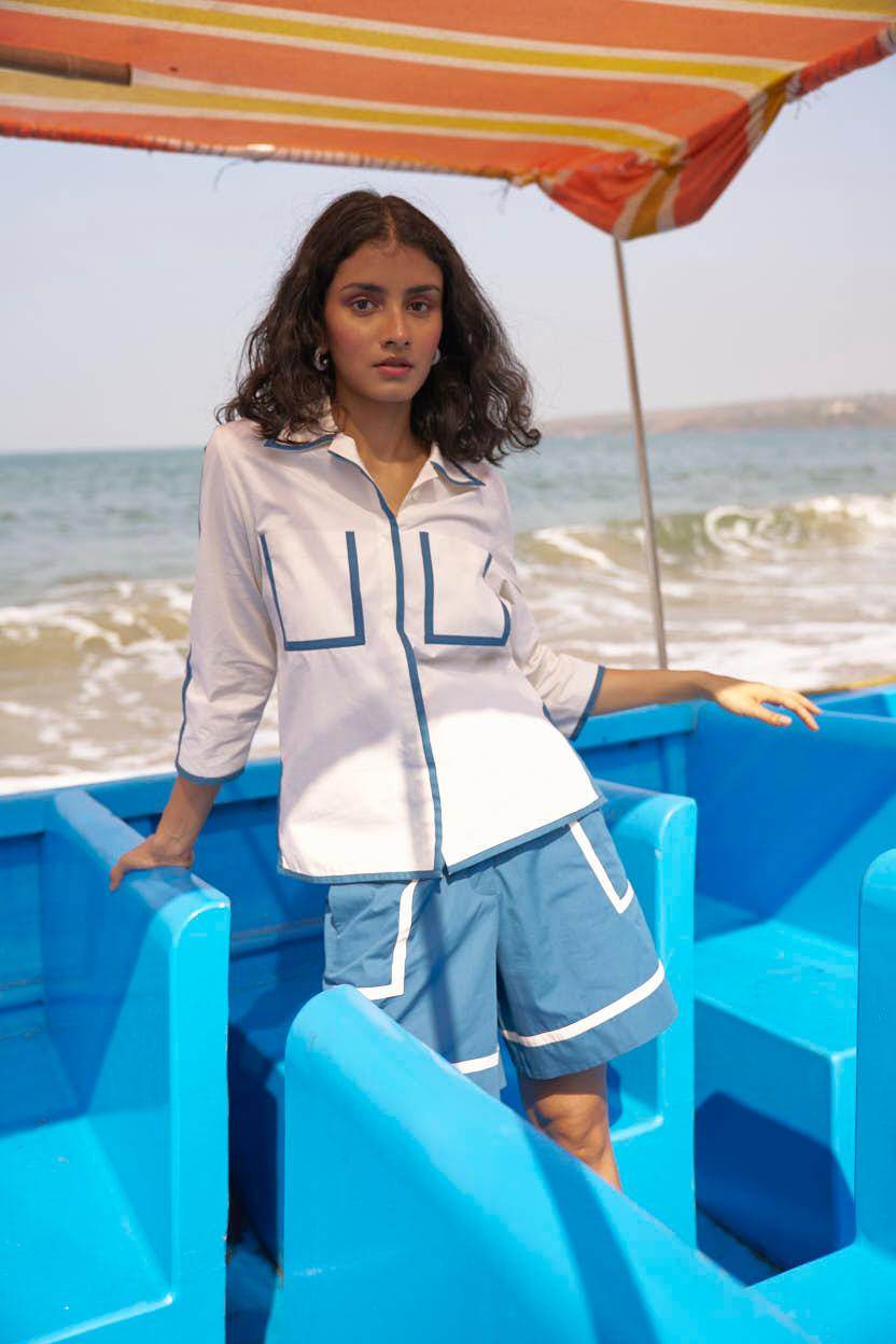 CONTRAST PIPED SHORTS - dash and dot