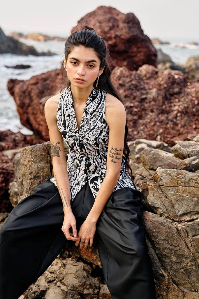 EMBROIDERED WAISTCOAT - dash and dot dash and dot