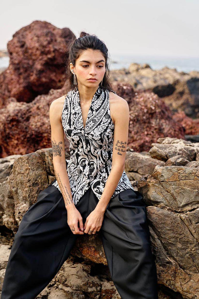 EMBROIDERED WAISTCOAT - dash and dot dash and dot