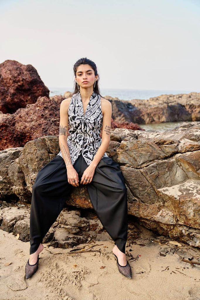 EMBROIDERED WAISTCOAT - dash and dot dash and dot