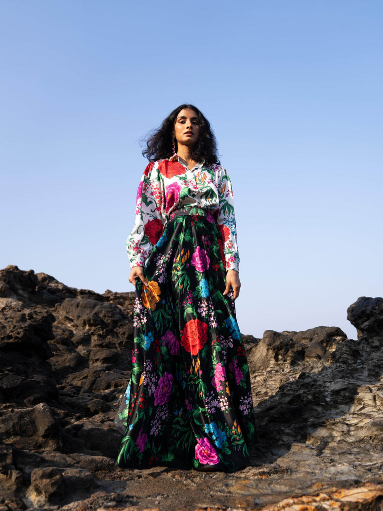 PRINTED BLACK SKIRT - dash and dot dash and dot