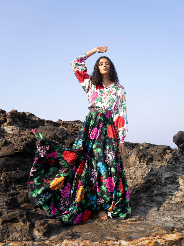 PRINTED BLACK SKIRT - dash and dot dash and dot