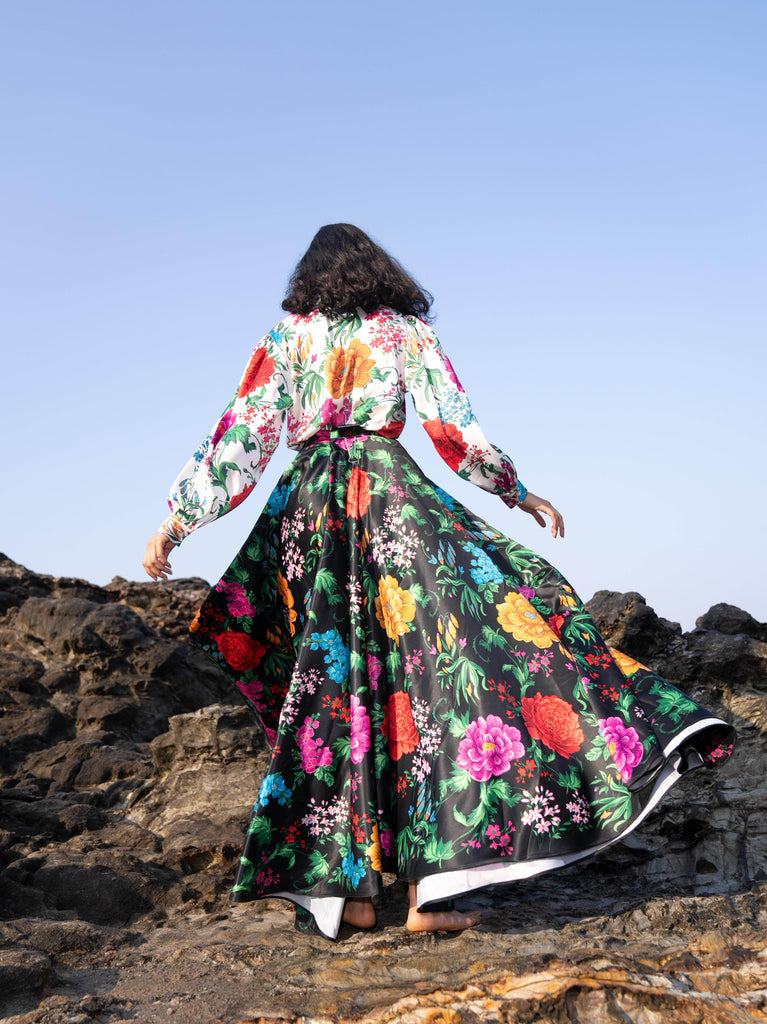 PRINTED BLACK SKIRT - dash and dot dash and dot