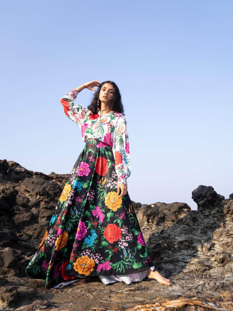 PRINTED BLACK SKIRT - dash and dot dash and dot