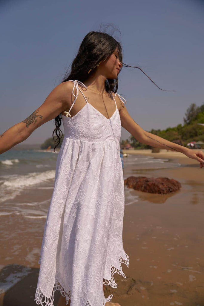 SCALLOPED EMBROIDERED MINI - dash and dot dash and dot