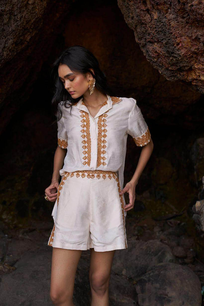 EMBROIDERED HALF SLEEVE SHIRT - dash and dot dash and dot