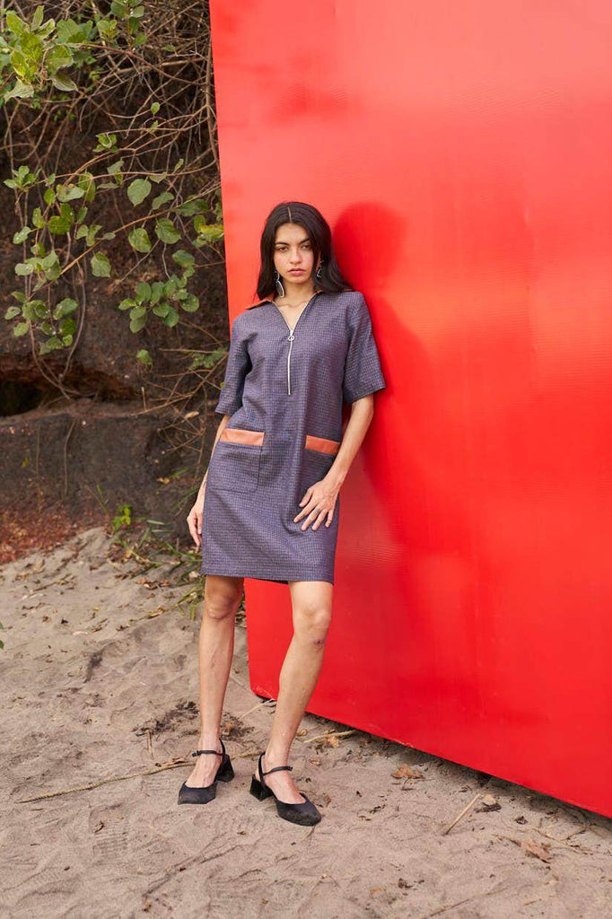 INDIGO JACQUARD MINI - dash and dot dash and dot