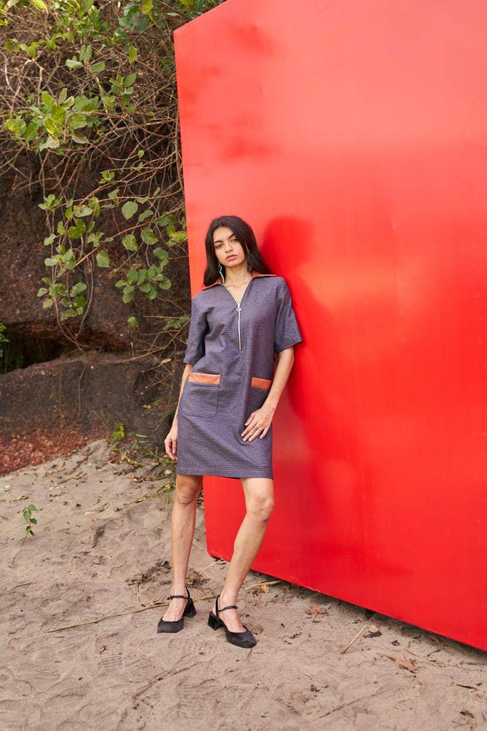 INDIGO JACQUARD MINI - dash and dot dash and dot