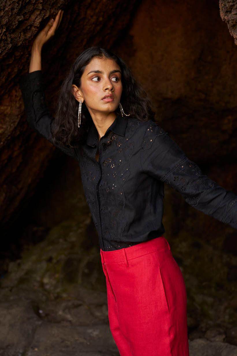 LINEN SCHIFFLI SHIRT - dash and dot