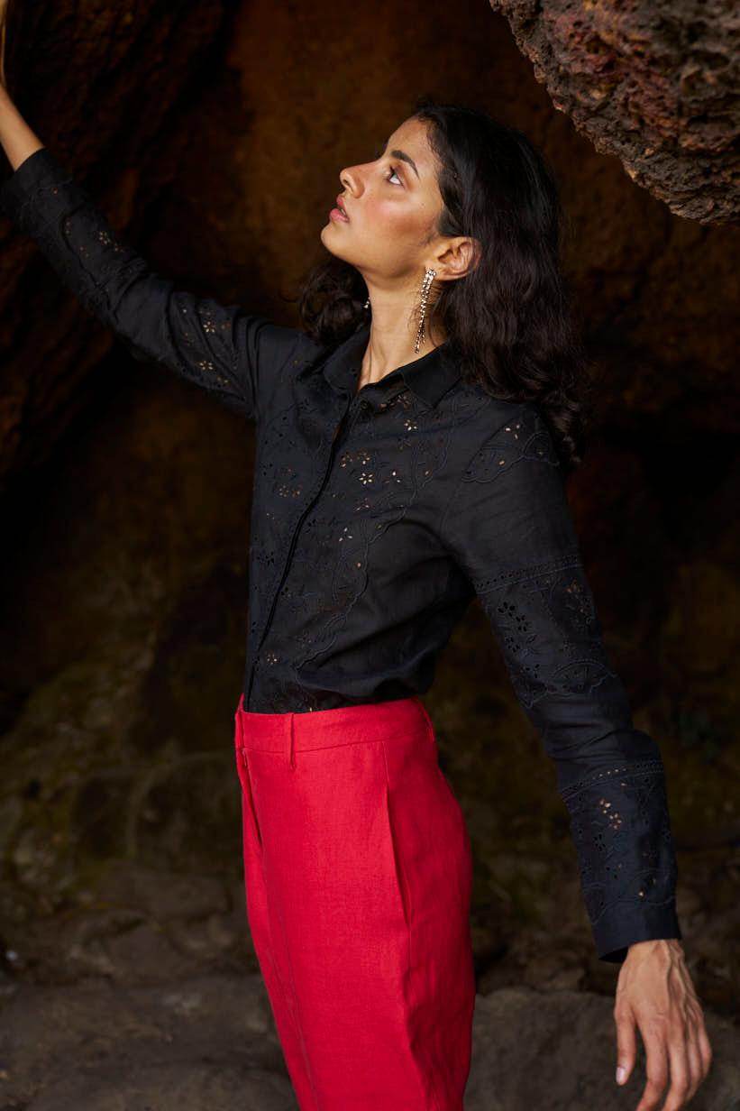 LINEN SCHIFFLI SHIRT - dash and dot