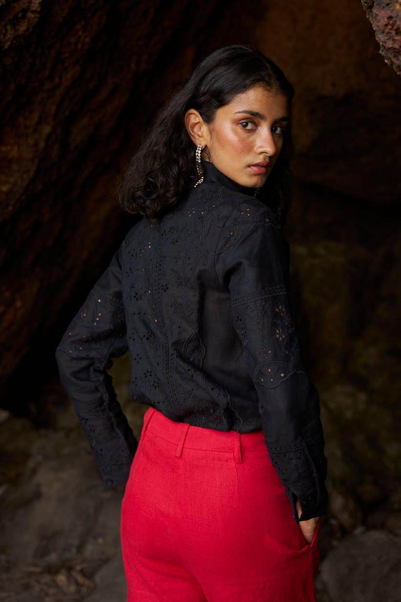 LINEN SCHIFFLI SHIRT - dash and dot