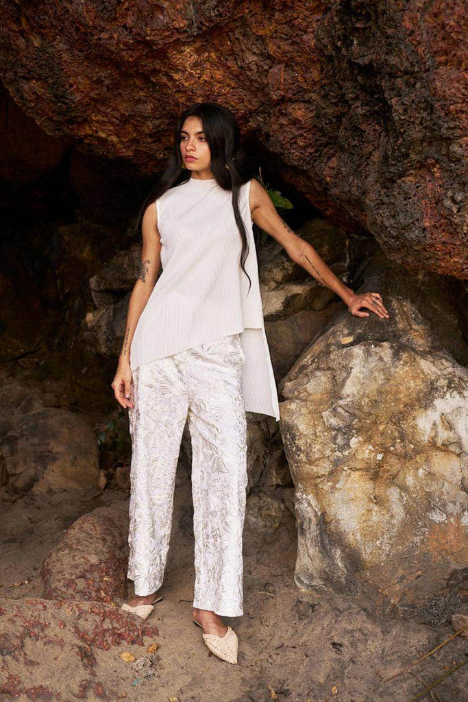 PLEATED HIGH/LOW TOP - dash and dot dash and dot