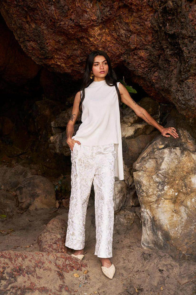 PLEATED HIGH/LOW TOP - dash and dot dash and dot