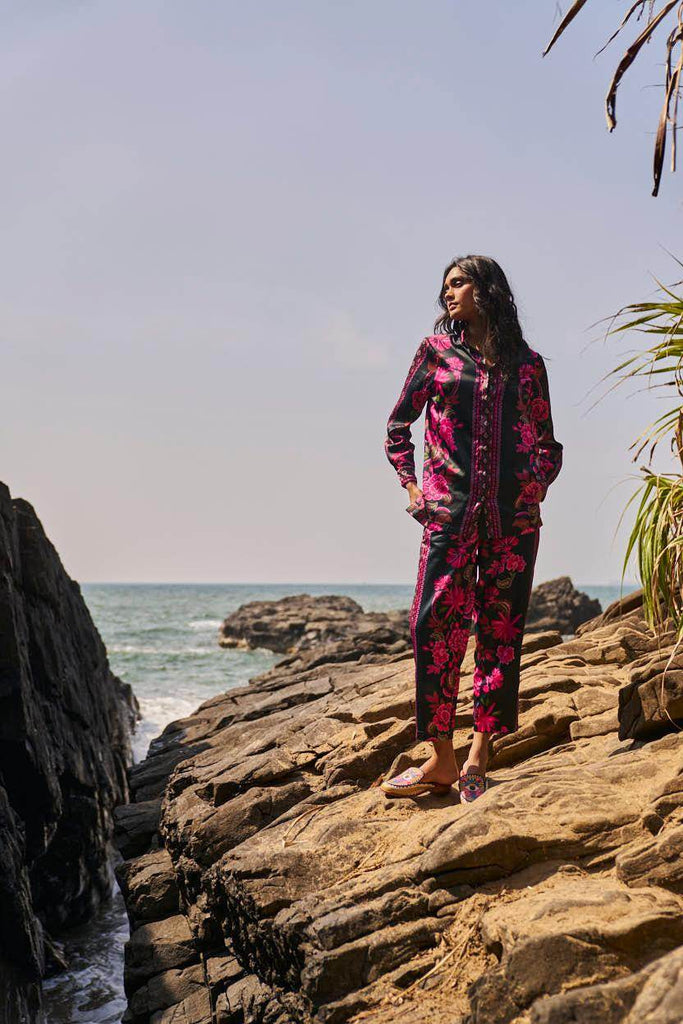 CONTRAST FLORAL SET - dash and dot dash and dot