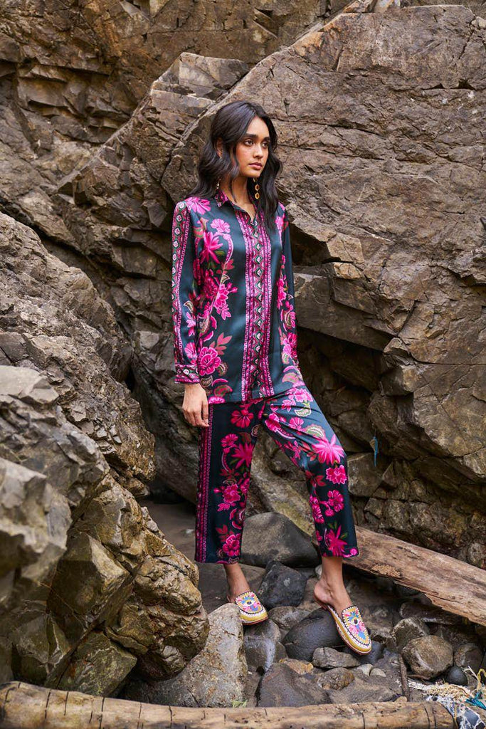 CONTRAST FLORAL SET - dash and dot dash and dot