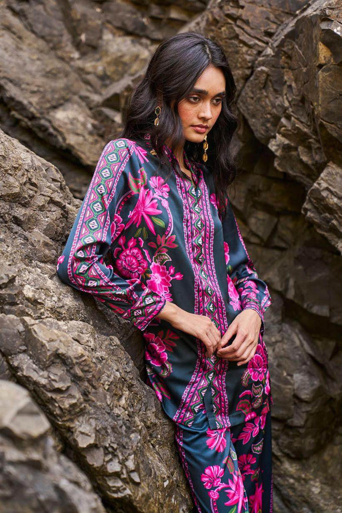 CONTRAST FLORAL SHIRT - dash and dot dash and dot