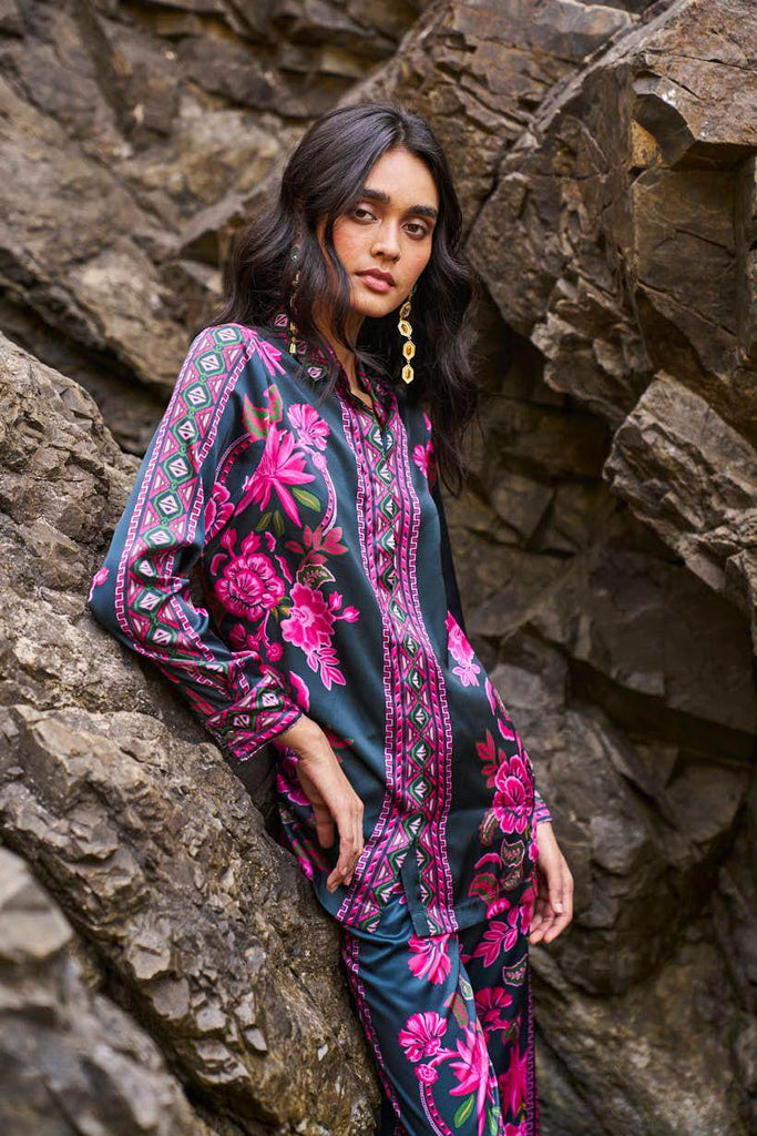 CONTRAST FLORAL SHIRT - dash and dot dash and dot