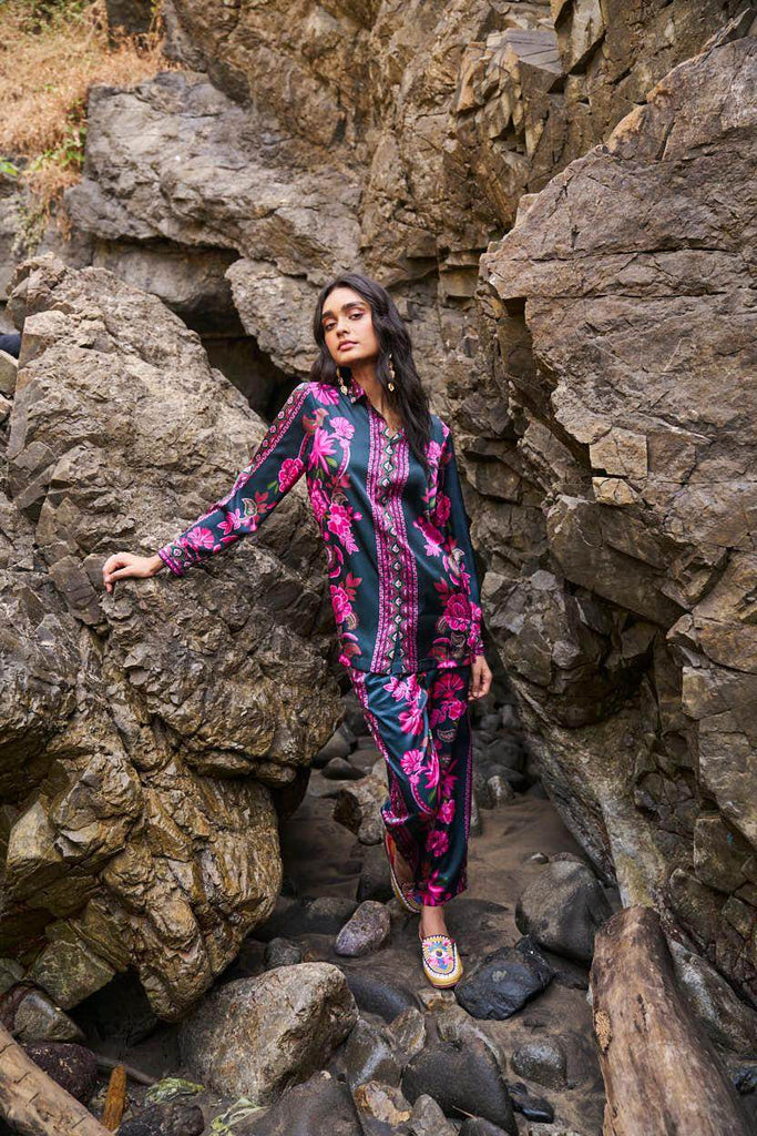 CONTRAST FLORAL SET - dash and dot dash and dot