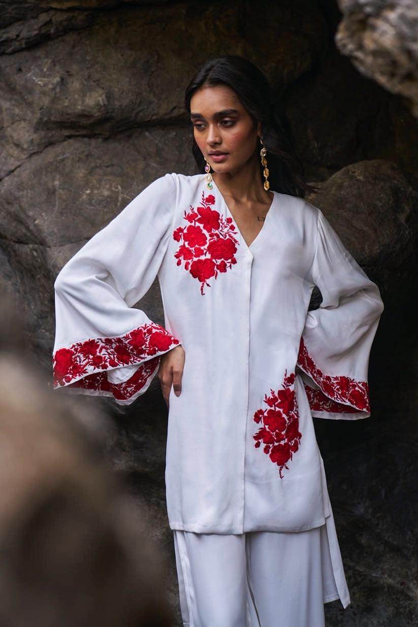 LONGLINE PLACEMENT EMBROIDERED SET - dash and dot