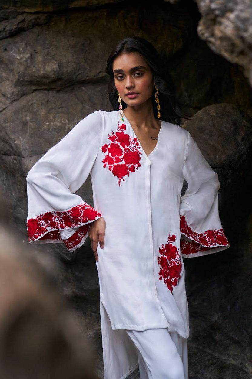 LONGLINE PLACEMENT EMBROIDERED SET - dash and dot