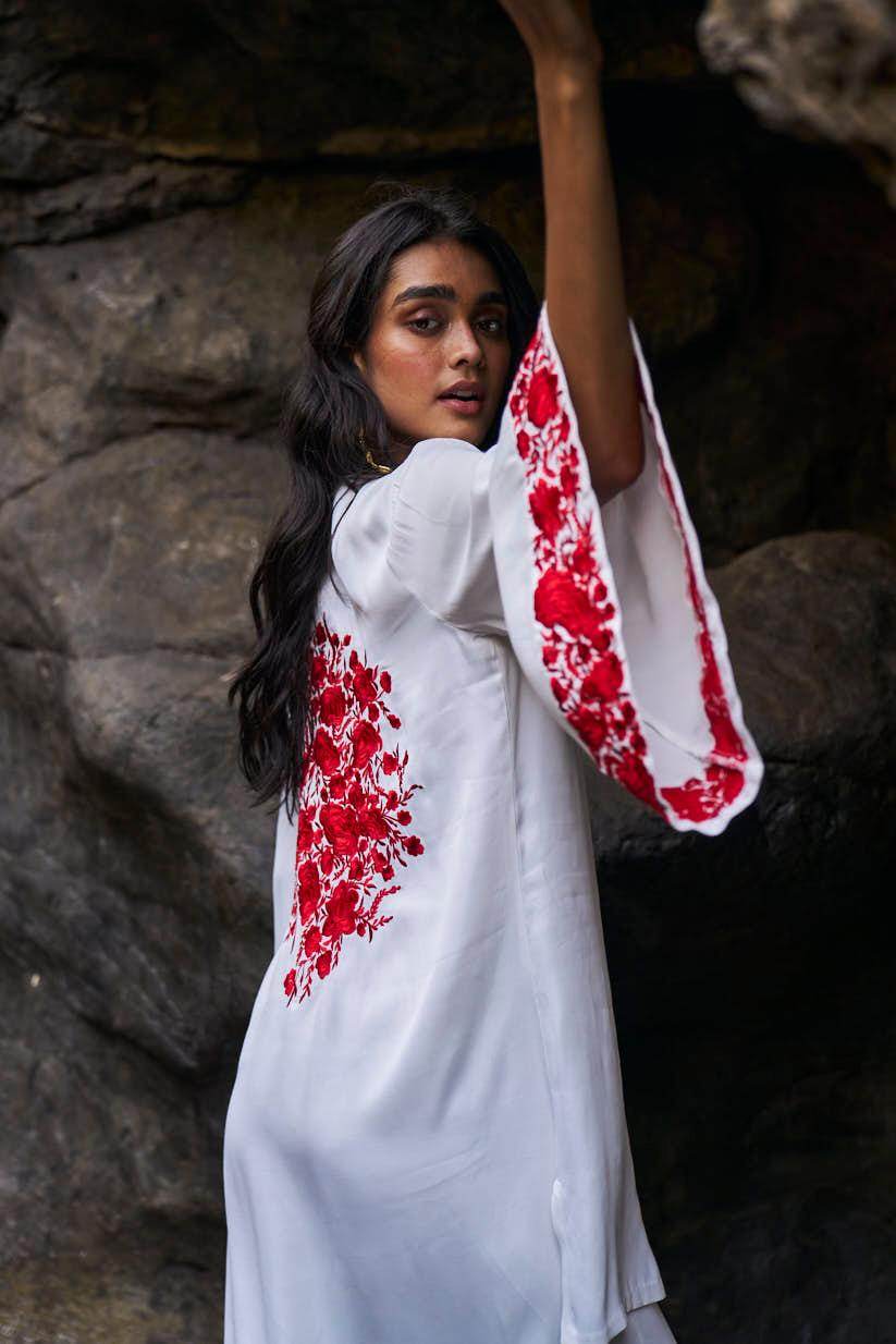 LONGLINE PLACEMENT EMBROIDERED SET - dash and dot