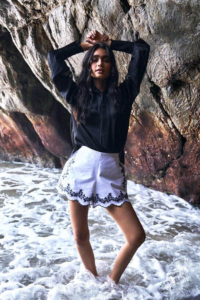 EMBROIDERED WHITE DENIM SHORTS - dash and dot dash and dot