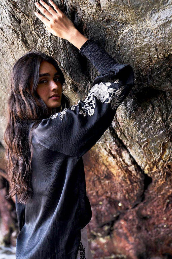 EMBROIDERED BLACK PEASANT TOP - dash and dot dash and dot