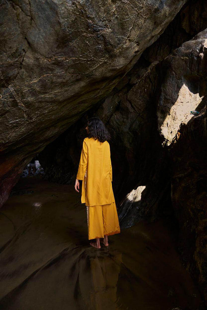 SIDE EMBROIDERED SET - dash and dot dash and dot