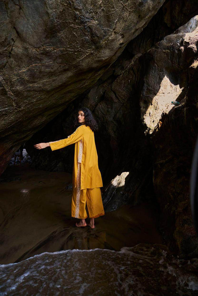 SIDE EMBROIDERED SET - dash and dot dash and dot