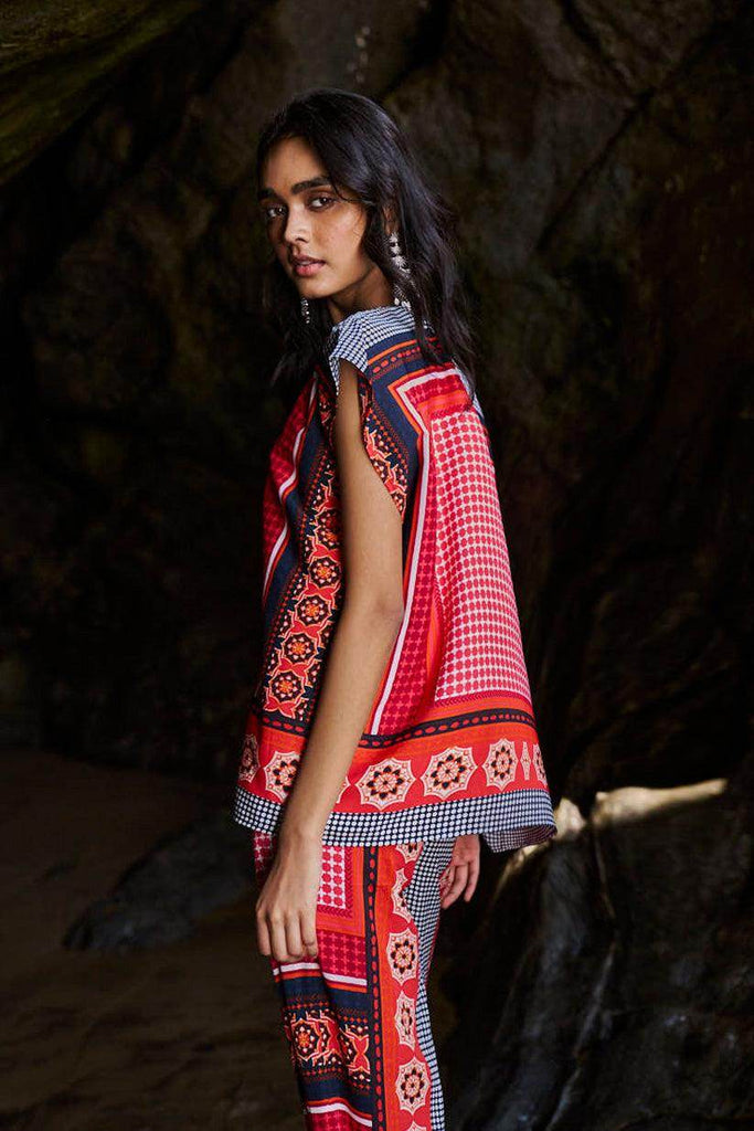 SCARF PRINTED TOP - dash and dot dash and dot