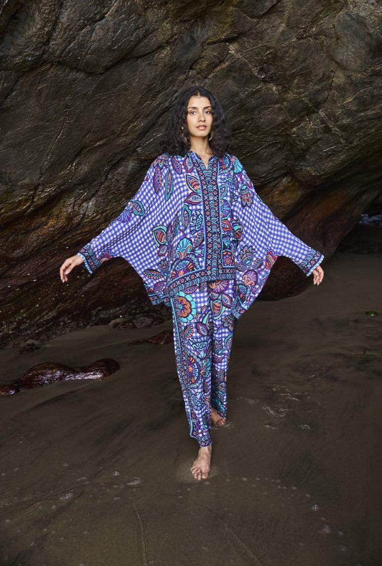 PRINTED CHECK BOXY TOP - dash and dot