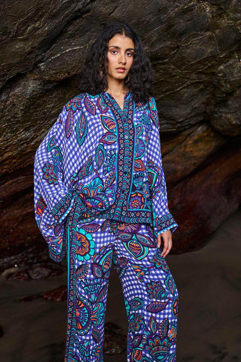 PRINTED CHECK BOXY TOP - dash and dot