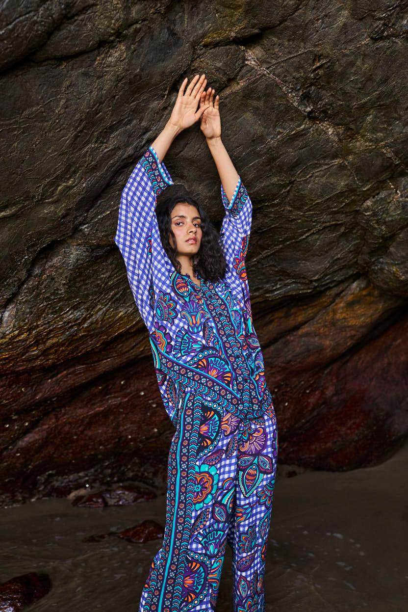 PRINTED CHECK BOXY TOP - dash and dot