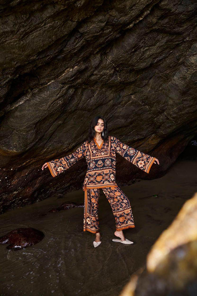 EARTH TONED PRINTED SET - dash and dot dash and dot